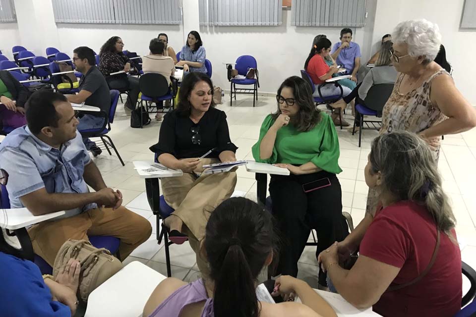 Município recebeu secretários dos 10 municípios que participaram do PAIC