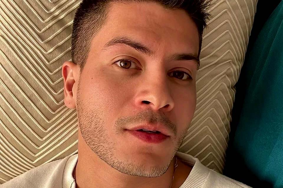 Arthur Aguiar explica motivo de estar 10kg acima do peso: “Ansiedade”