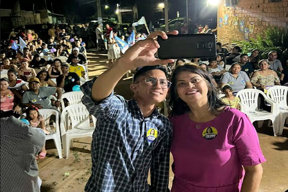 Candidata à reeleição Cassia Muleta recebe apoio em grande reunião na zona leste de Porto Velho