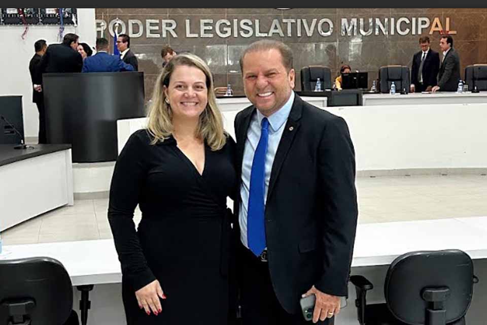 Por meio da iniciativa do deputado Cirone Deiró Vilhena oferece cursos gratuitos de Libras e de Filmagem e edição de vídeos