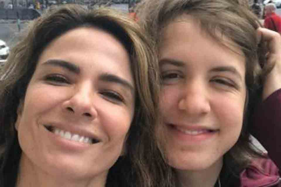 'Um inferno', relembra Luciana Gimenez sobre perseguição na gravidez de Lucas