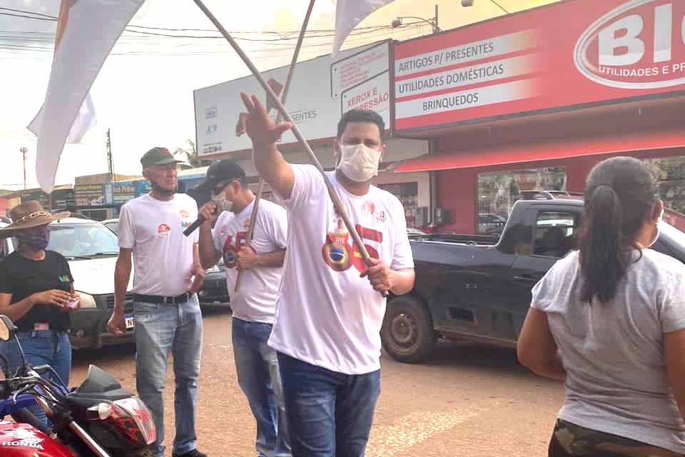 Samuel Costa realiza grande caminhada nos bairros Guajará e 4 de Janeiro
