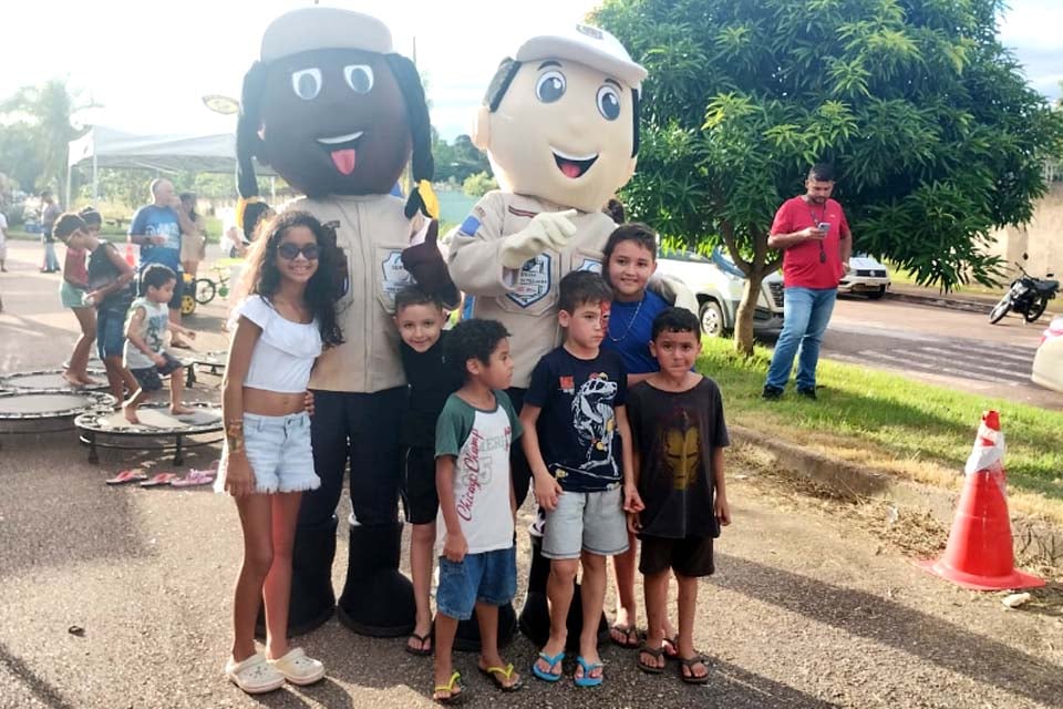 Moradores do Bairro Novo recebem mais uma edição do Projeto Rua de Lazer