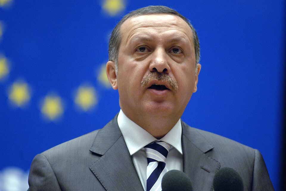Erdogan abre caminho para liberar adesão da Finlândia à Otan