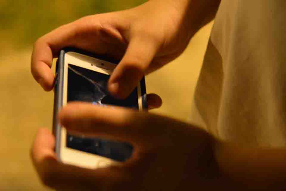 Polícia Civil do RJ vai devolver 1.600 celulares recuperados aos donos