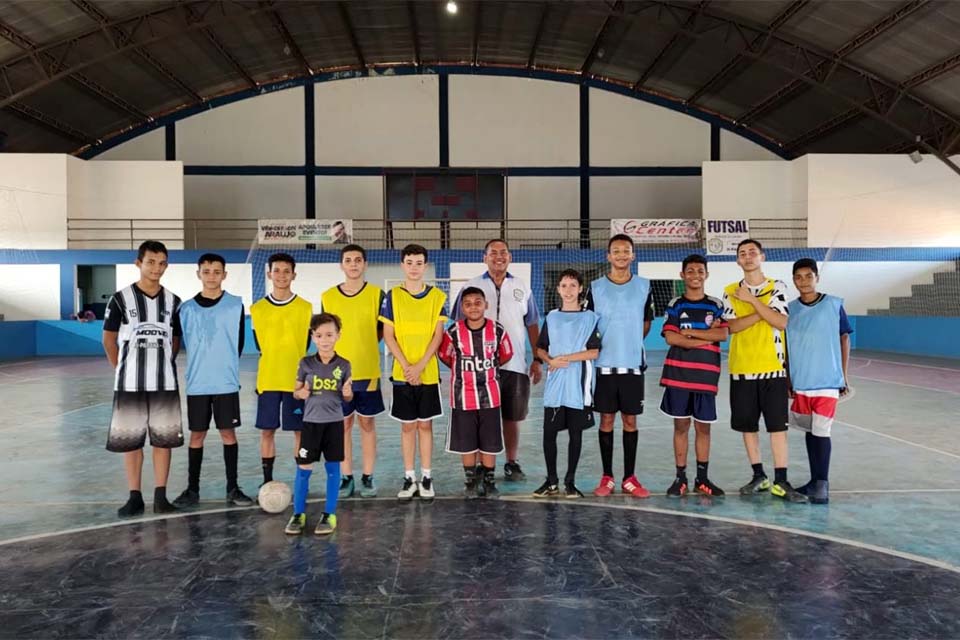 Escolinha de Futsal da Semes abre inscrições para novas turmas