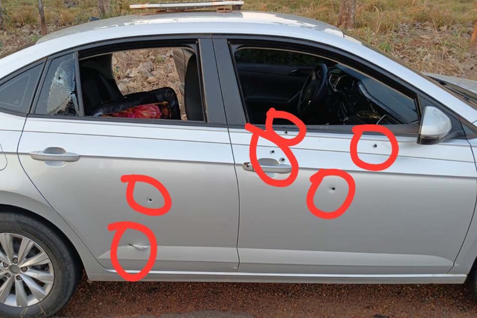 Viatura descaracterizada do BPFRON é atingida por disparos em Novo Horizonte