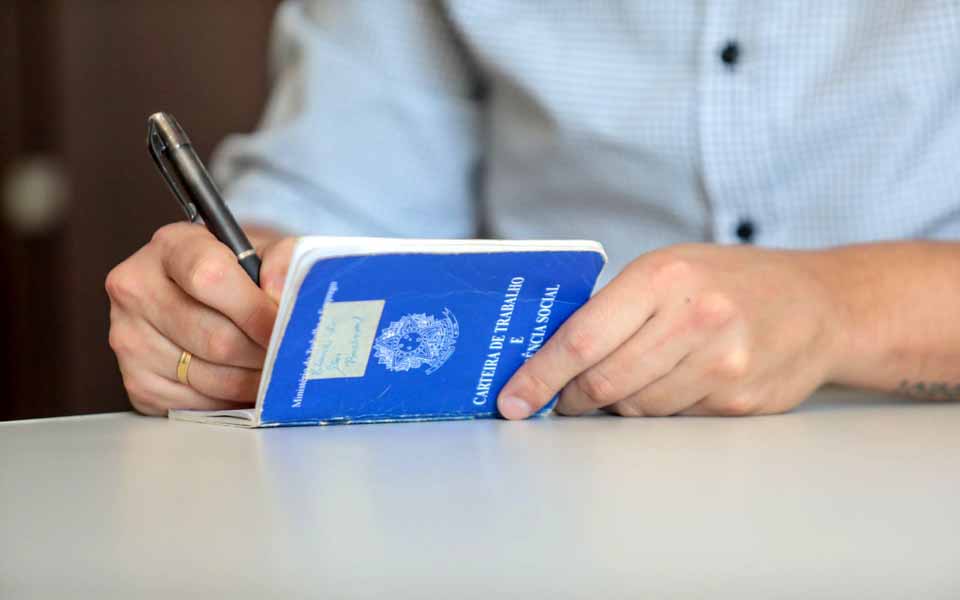 Sine Municipal oferta oficinas profissionalizantes gratuitas