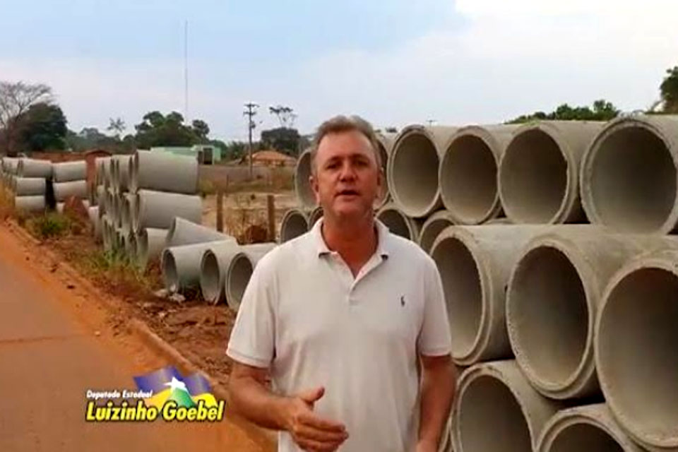 Luzinho Goebel beneficia município de Pimenta Bueno com manilhas de concreto e tubos armcos
