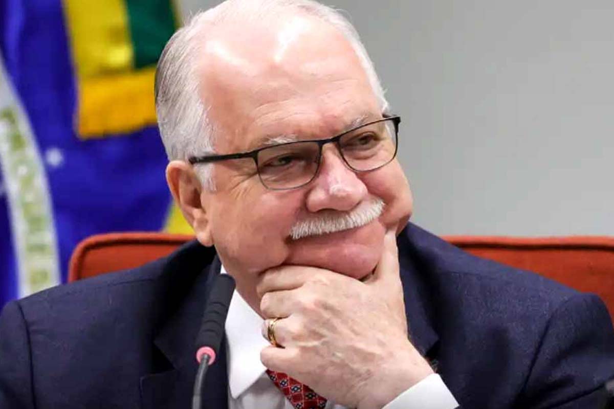 Fachin: críticas não fragilizam STF, mas fortalecem democracia