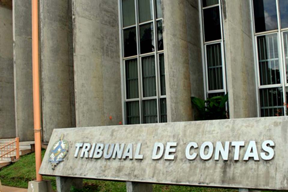 Tribunal de Contas de Rondnia aplica dbitos e multas contra mdica que acumulou cargos na Prefeitura de Porto Velho e no Governo do Estado