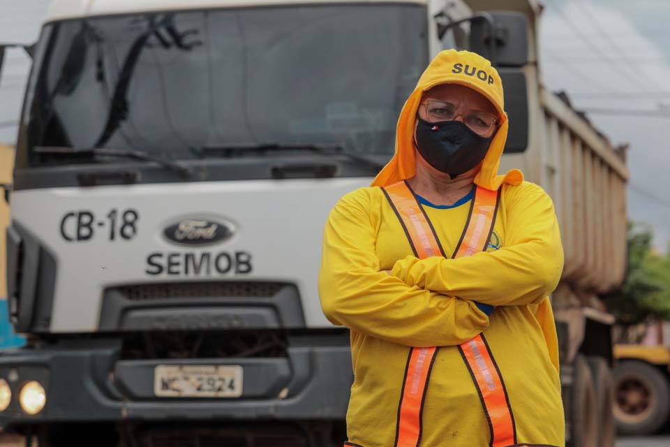 Servidora de Porto Velho ganha destaque por atuação em obras de infraestrutura
