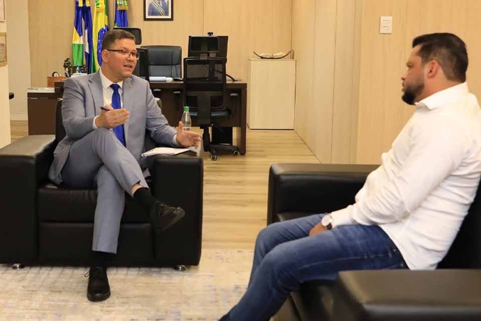 Edvaldo Neves se reúne com governador Marcos Rocha para tratar estratégias para ampliar os investimentos em segurança e fortalecimento da Polícia Penal