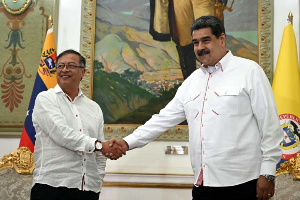 Maduro e oposição da Venezuela retomam diálogo com melhor clima para chavismo