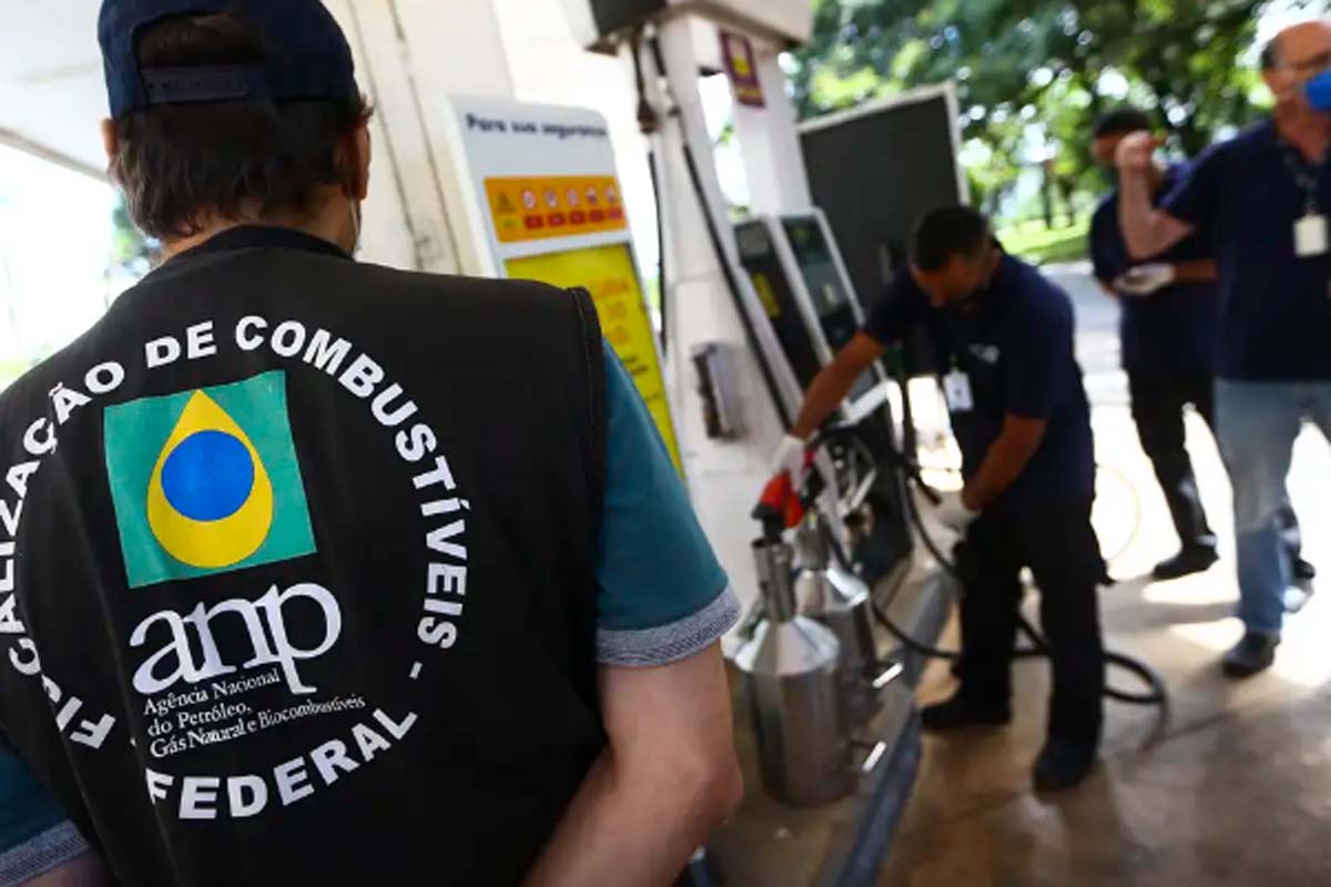 Em três meses, ANP fez 21 autuações por preço abusivo de combustível