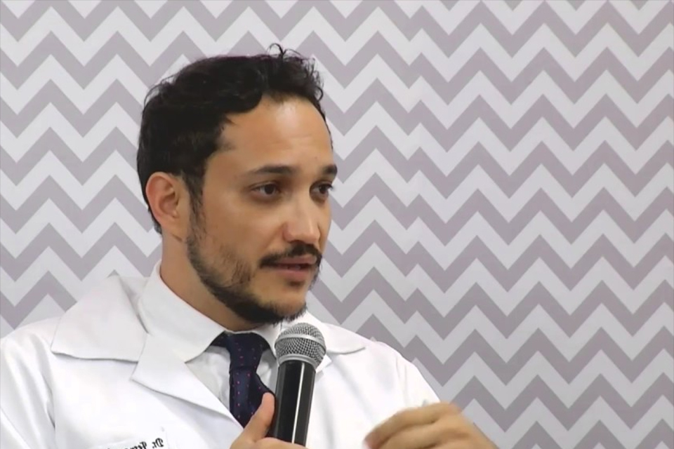 Reunião de Emergência — Secretário de Saúde confirma dois casos suspeitos de Coronavírus