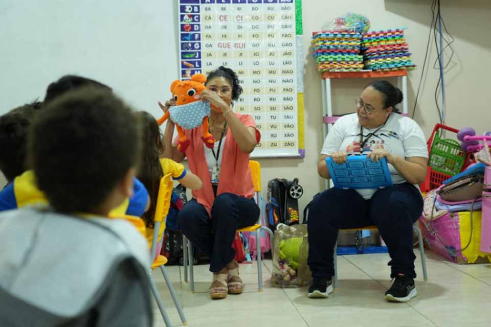 Prefeitura de Porto Velho realiza ação de conscientização do Maio Laranja para alunos da Escola Pequeno Jones