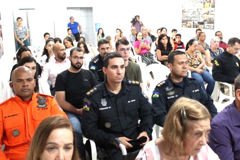 Base de polícia comunitária do 4º BPM é reinaugurada com homenagem póstuma a coronel da PM