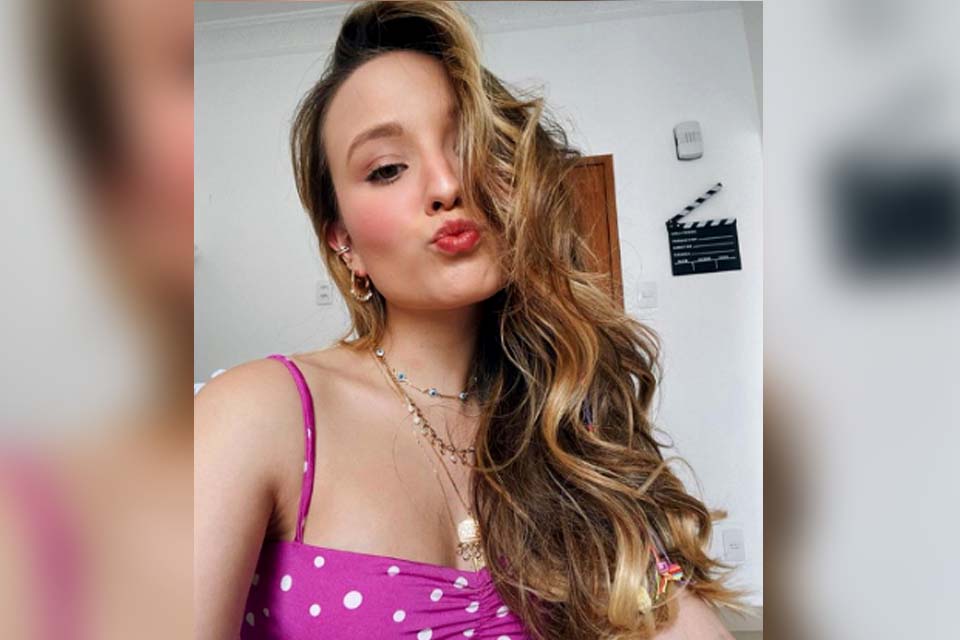 Larissa Manoela é alvo de processo milionário