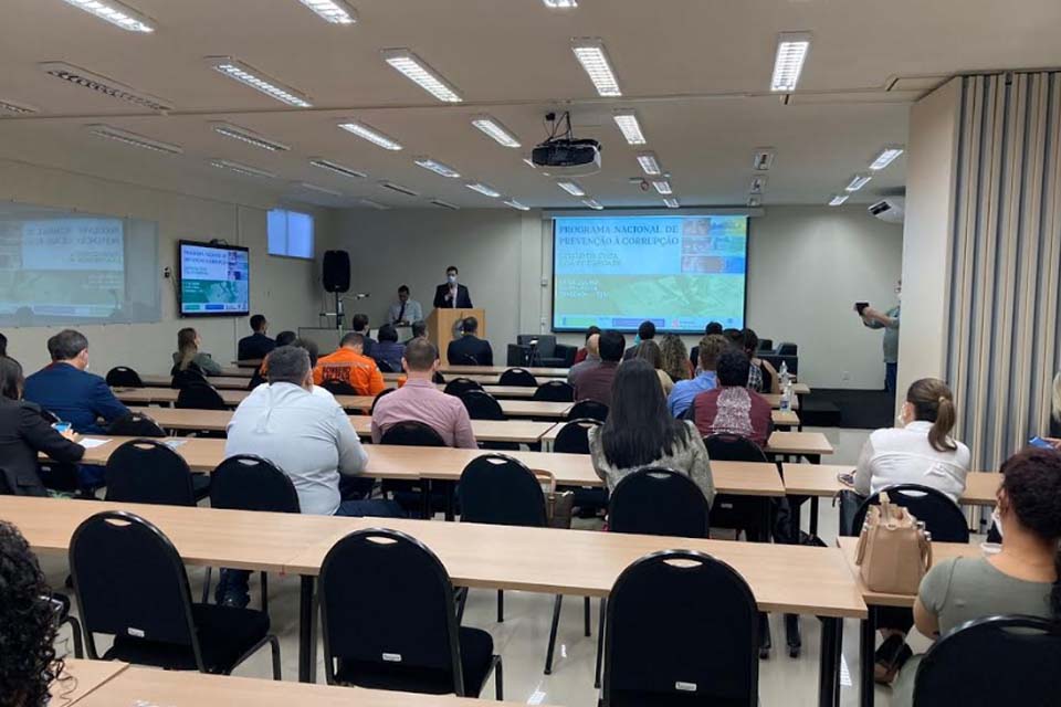Gestores públicos participam no TCE-RO da 1ª etapa de capacitações dos Mecanismos de Prevenção à Corrupção do PNPC 