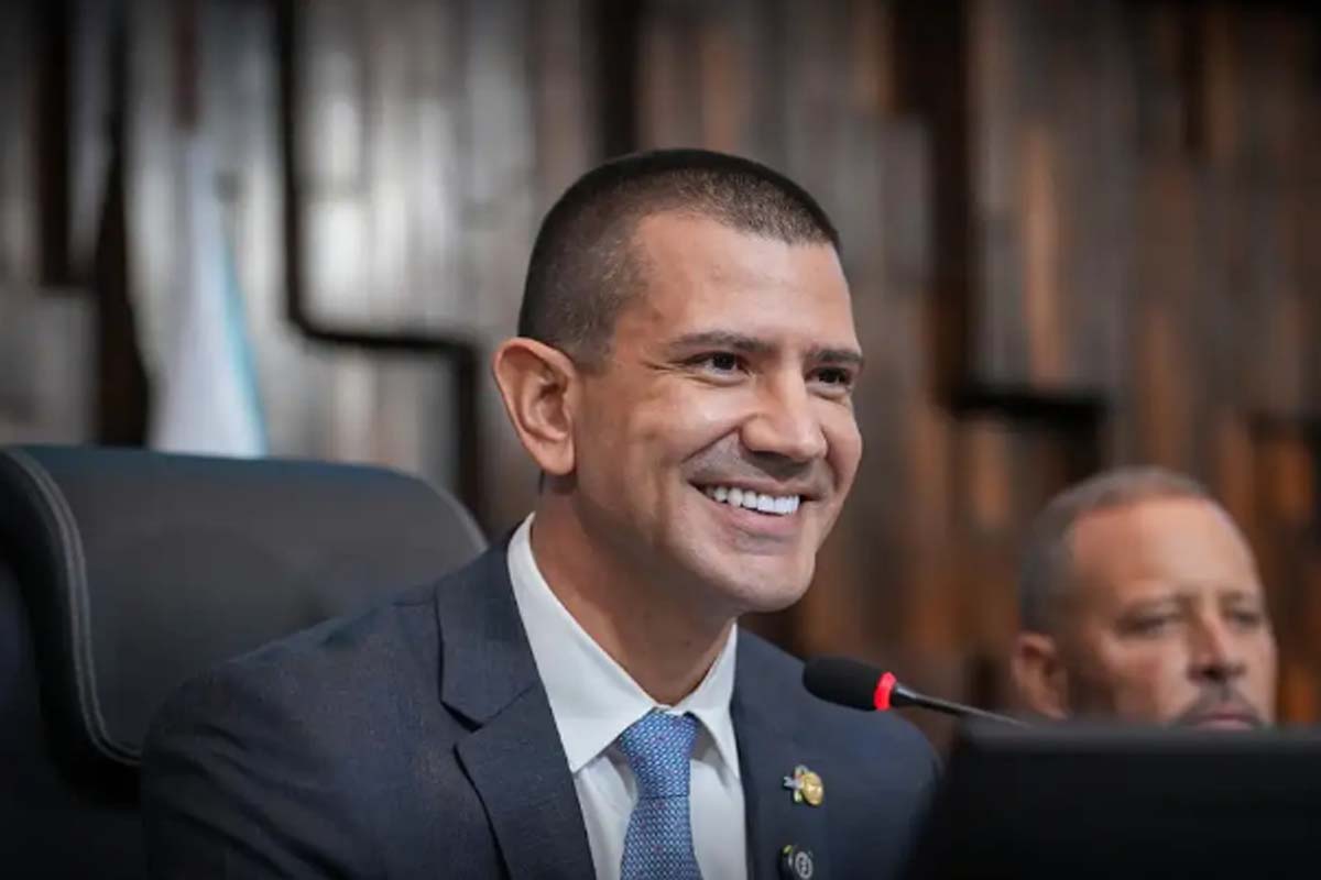 Douglas Ruas é eleito presidente da Assembleia Legislativa do Rio