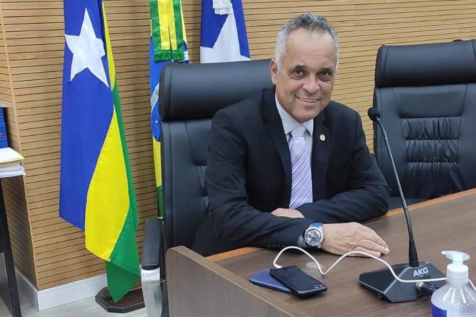 Inelegíveis: ex-deputado de Rondônia e aliado são condenados por compra de votos