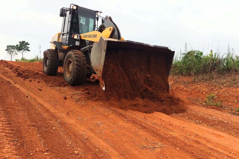 Distritos Nova Colina e em Nova Londrina são atendidos por equipes de trabalho da Semosp