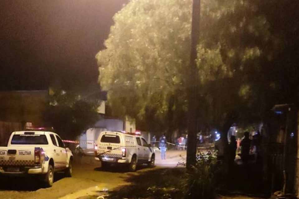 Homem é executado com vários tiros em boca de fumo