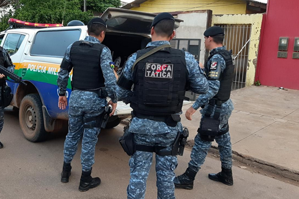 Homem é capturado por populares após tentar matar a facadas vendedor de pão 