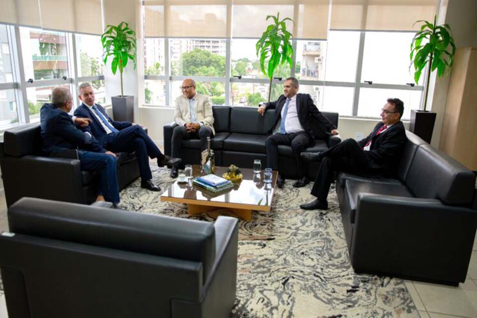 Parceria institucional é reforçada com visita do MP-RO ao TCE-RO