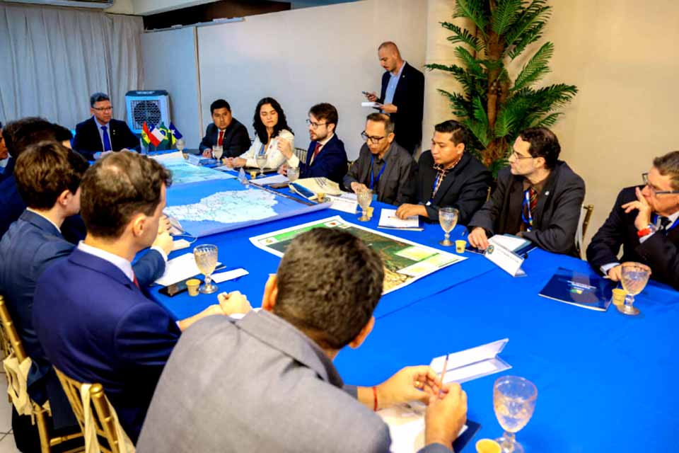 Segundo dia do Nodo Bioceânico amplia debates e avança na integração com países andinos e o estado de Rondônia