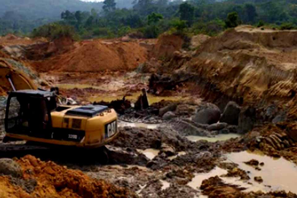 MPF requer paralisação de garimpo ilegal e reparacão de danos ambientais em área próxima a terra indígena 