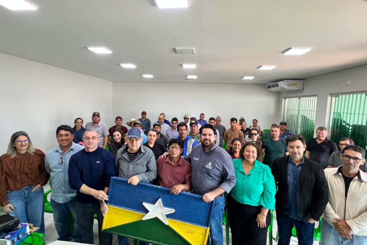 Jean Oliveira garante ônibus leito de mais de R$ 2 milhões para transporte de pacientes de Alta Floresta