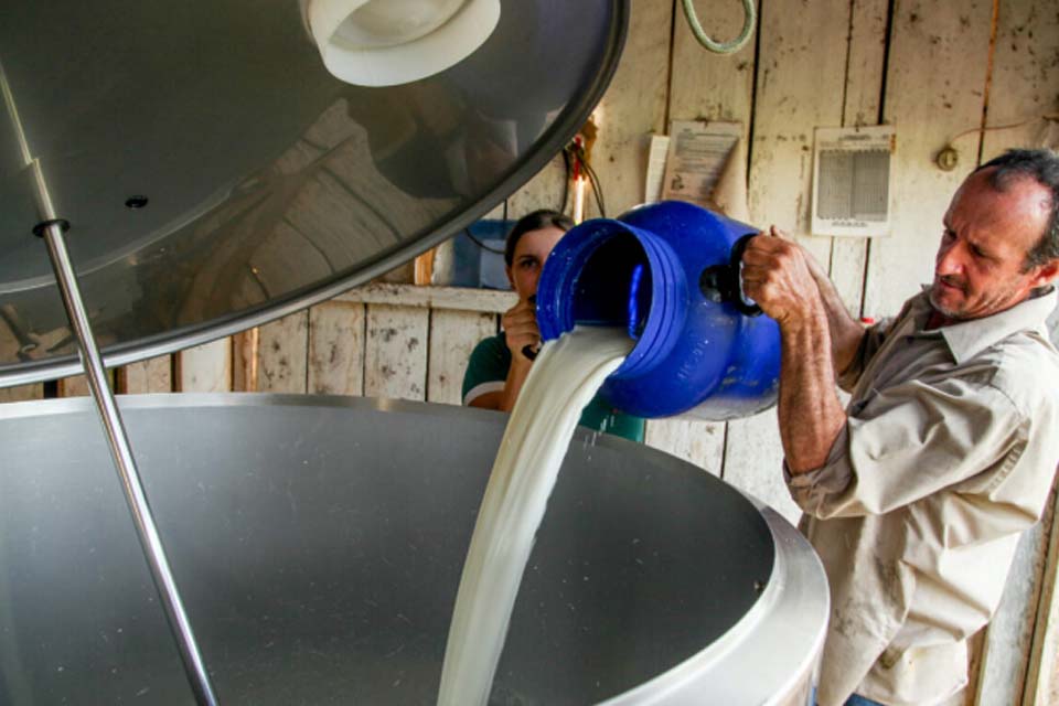 Restaurante “Prato Fácil” proporciona almoço digno à população em situação de vulnerabilidade social