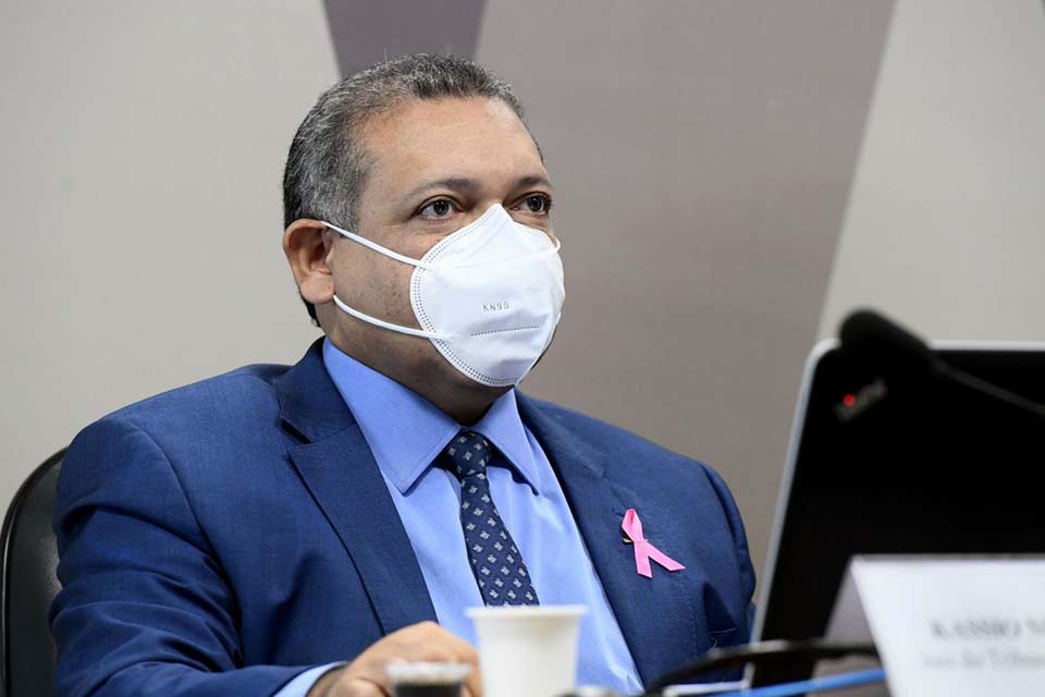 Kassio Nunes: cabe ao juiz aplicar lei independente do clamor popular