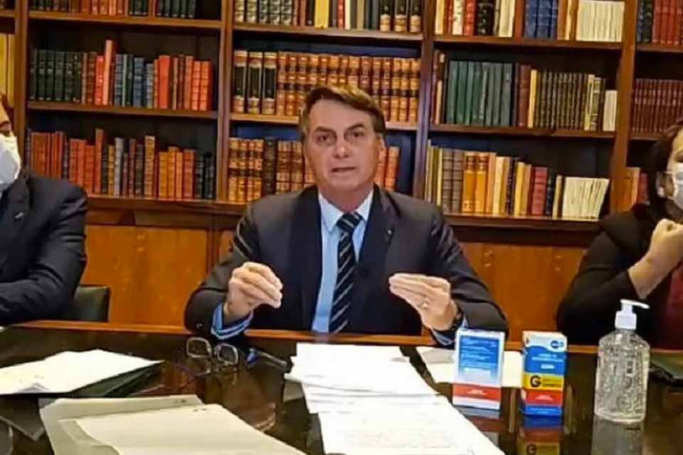 VÍDEO - Bolsonaro diz que não há risco de pegar coronavírus em lotéricas porque vidro é blindado