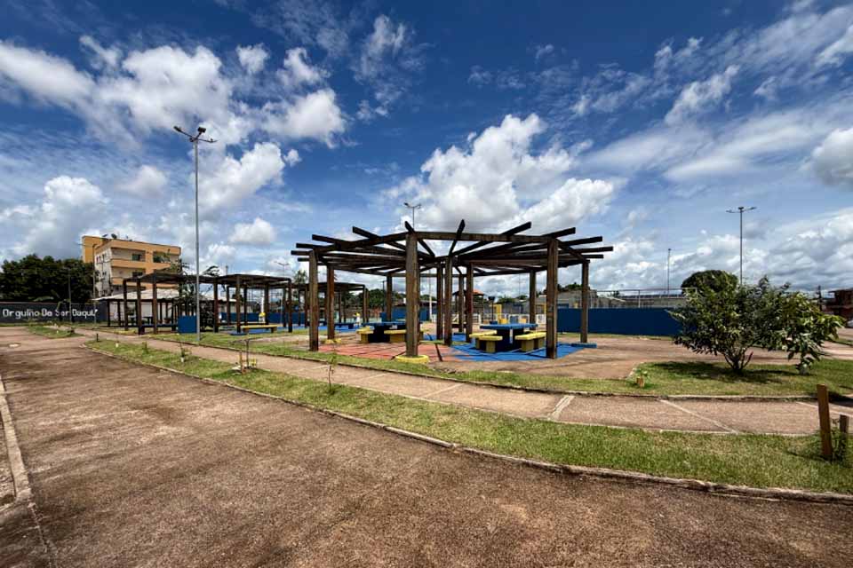 Praça das Camélias passa por revitalização completa na zona Sul de Porto Velho