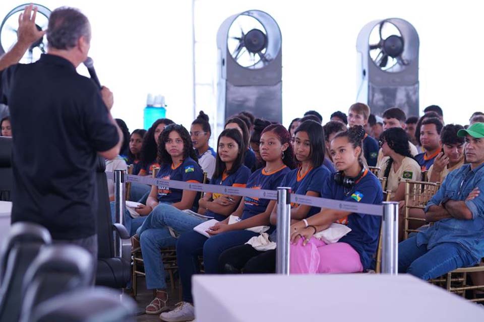 Curso de Filmagem e Edição em Celular abre programação do estande da Alero na Expobur