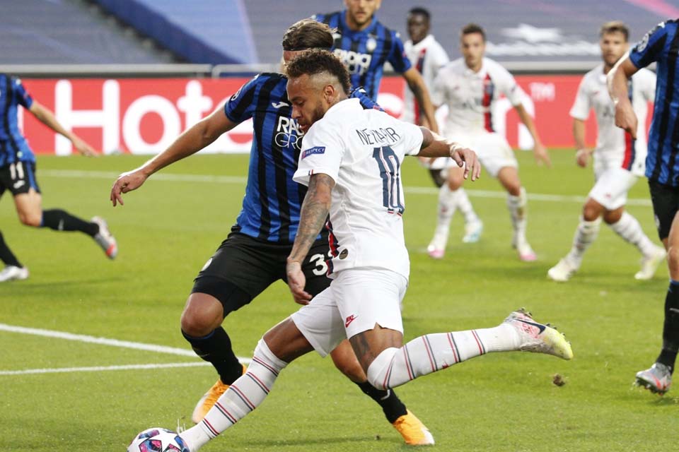 VÍDEO - Neymar dá show, Marquinhos marca, PSG bate a Atalanta e avança na Champions League