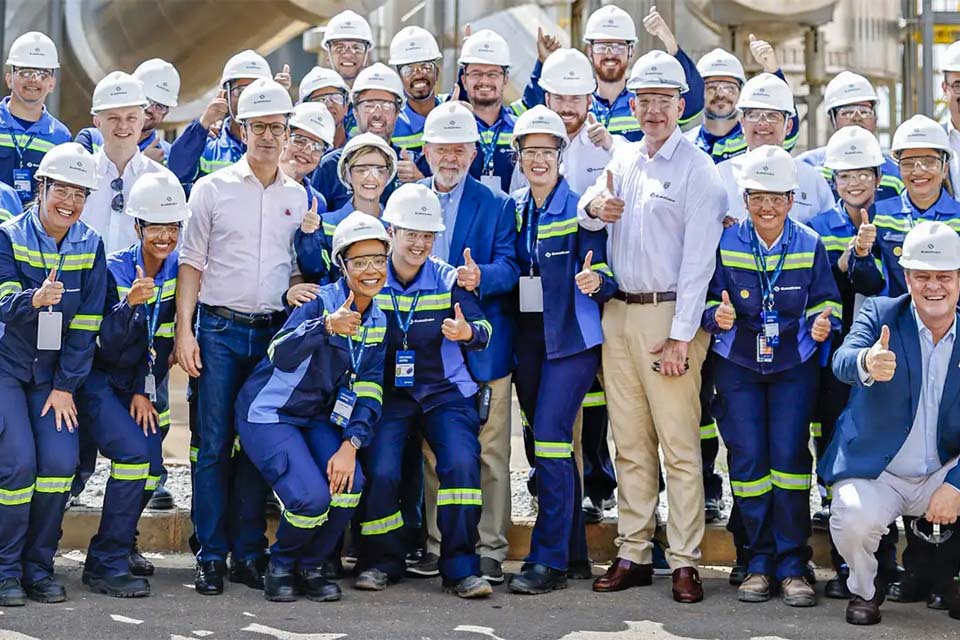 Lula inaugura indústria de fertilizantes em Minas Gerais