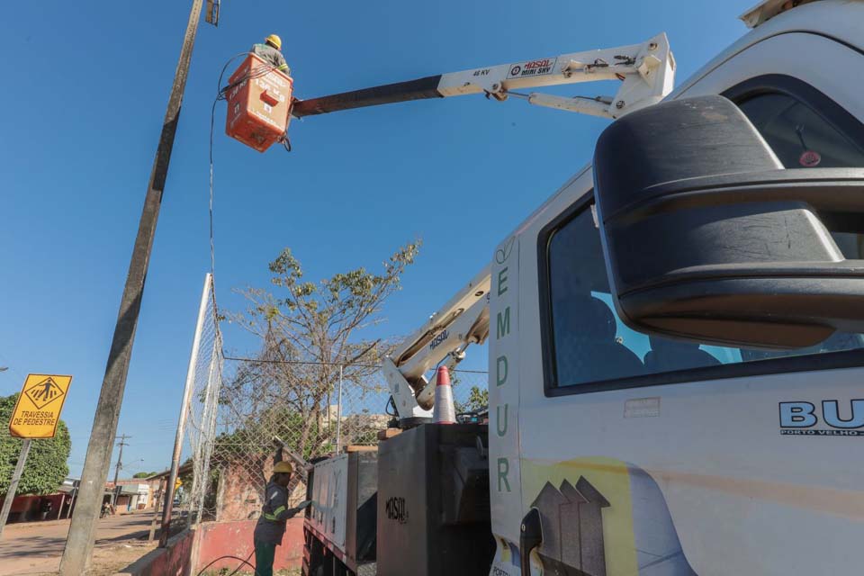 Prefeitura de Porto Velho avança com serviços de iluminação pública