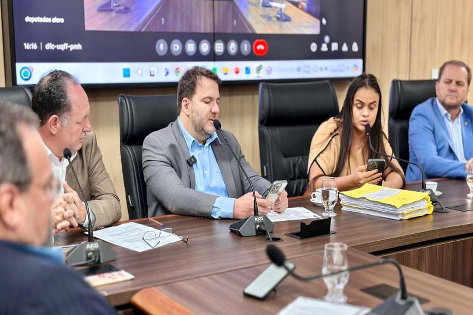 Deputados atualizam andamento dos trabalhos durante CPI das Reservas Ambientais