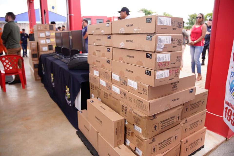 Governo de Rondônia fortalece Segurança Pública com entrega de viaturas e equipamentos para o Corpo de Bombeiros de São Miguel do Guaporé