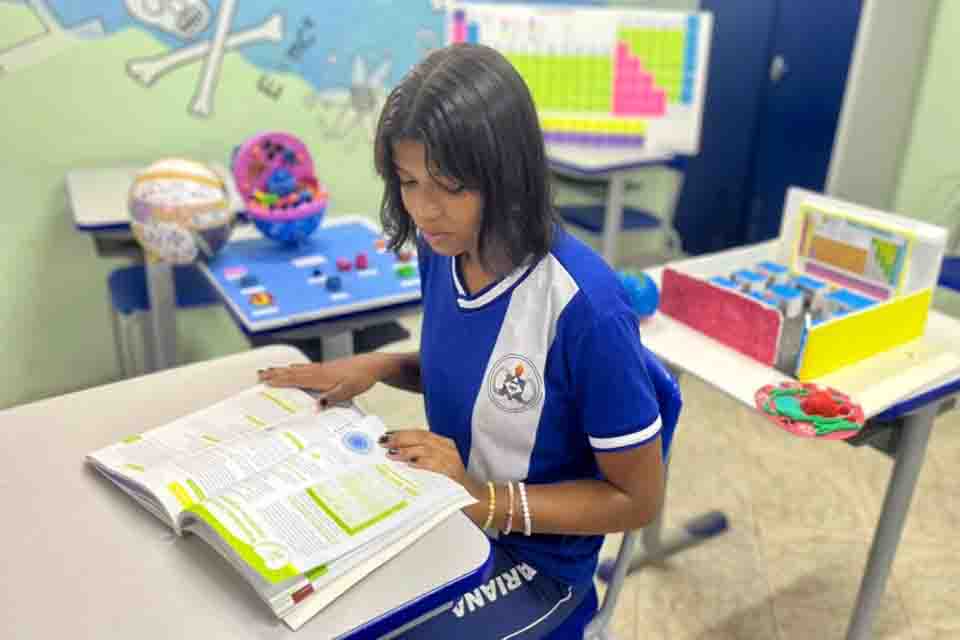 Estudante da Escola Mariana é destaque em projeto da Universidade Federal de Pernambuco