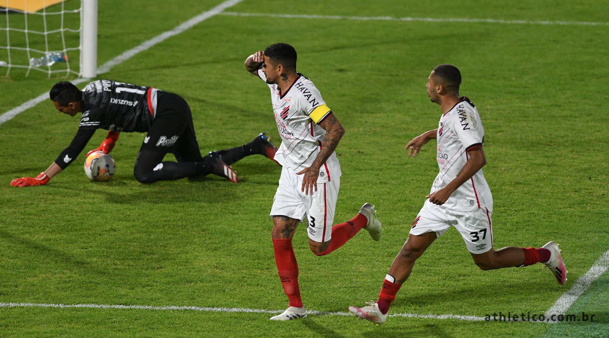 Jorge Wilstermann 2 x 3 Athletico-PR | Gols e Melhores Momentos; VÍDEO
