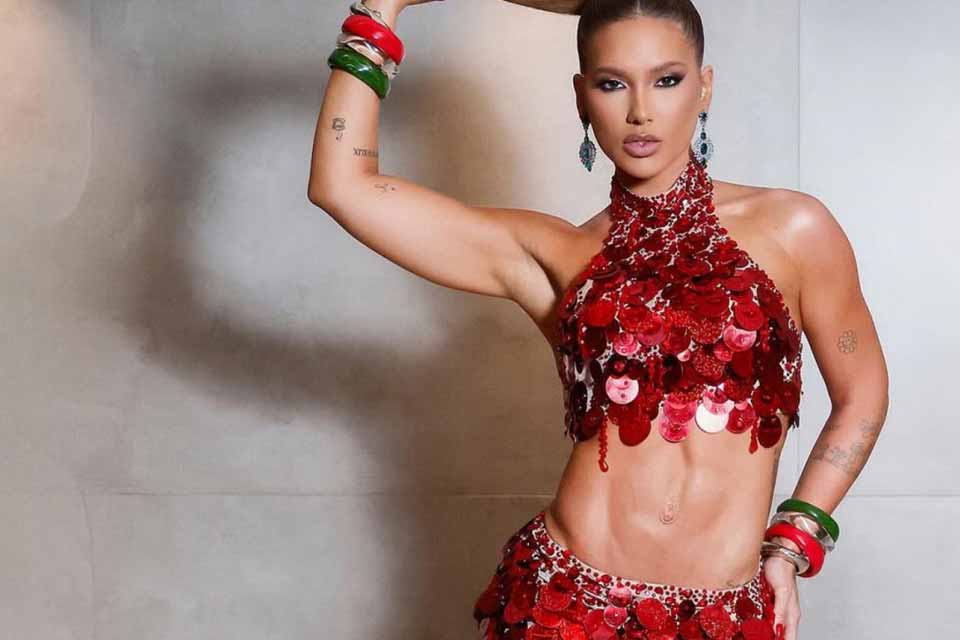 Virginia admite insegurança como rainha de bateria: “A gente tem que melhorar”