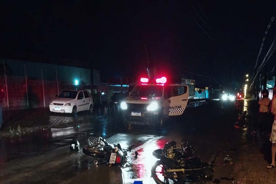 Colisão frontal entre motos deixam três pessoas feridas em Ji-Paraná