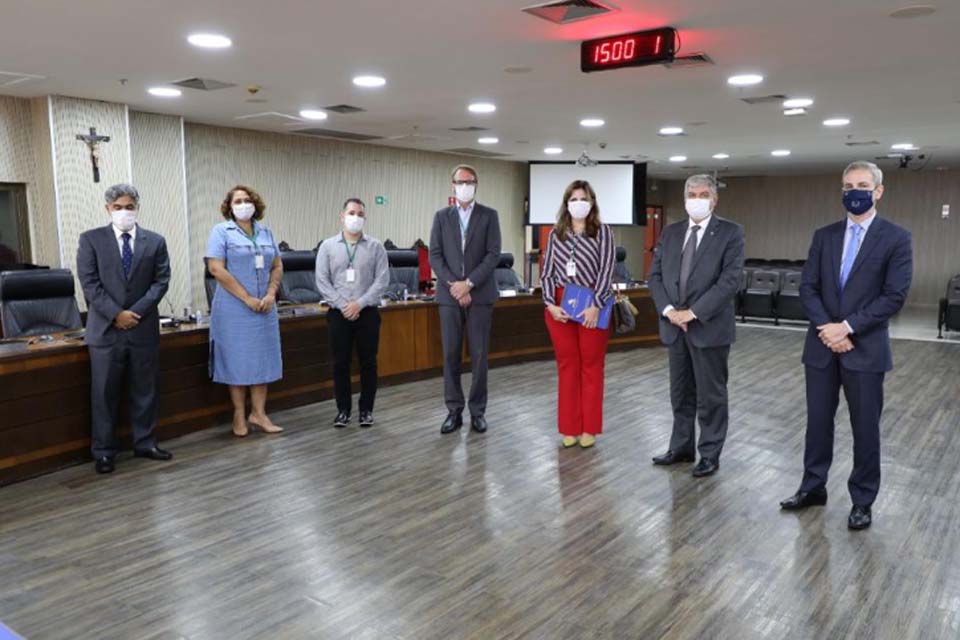 Depois de árdua luta do SINJUR Presidente do PJ/RO cria comissão para analisar PCCS dos servidores