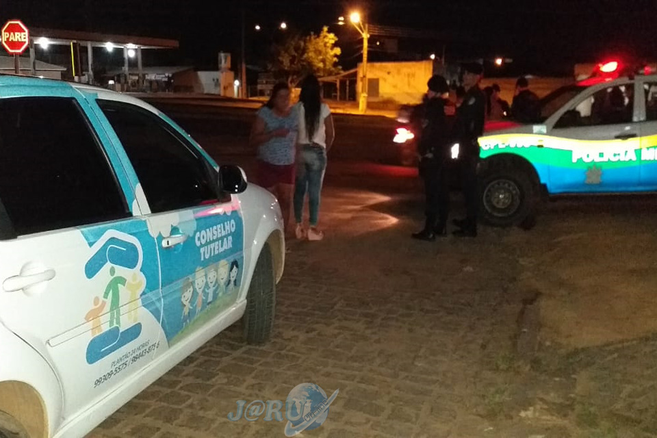 Criança é encontrada caída na calçada em coma alcoólico