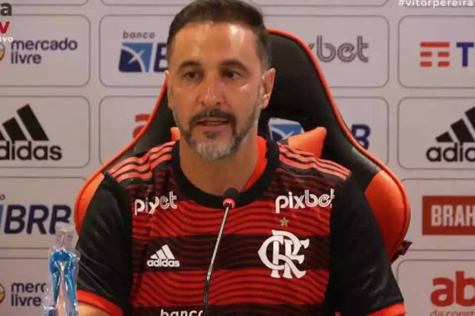 “NÃO DEVO NADA A NINGUÉM”, dispara Vítor Pereira ao comentar saída do Corinthians